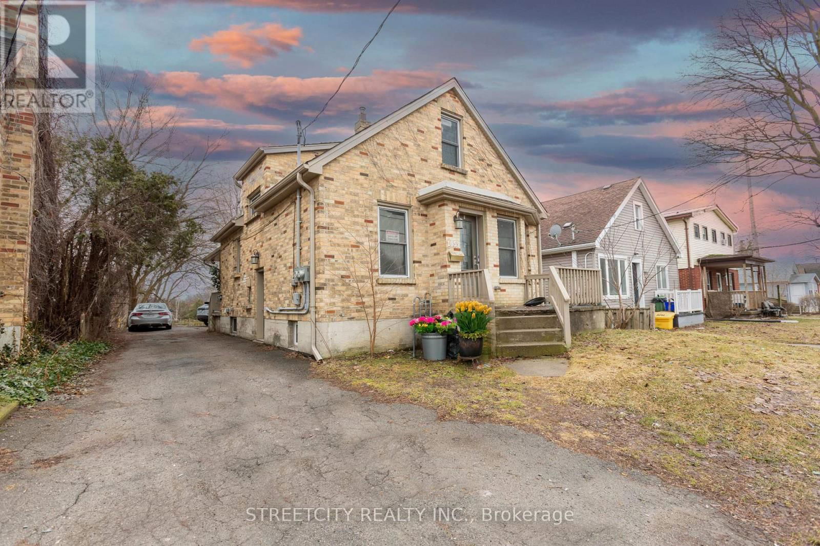1053 OXFORD STREET EAST Image 2