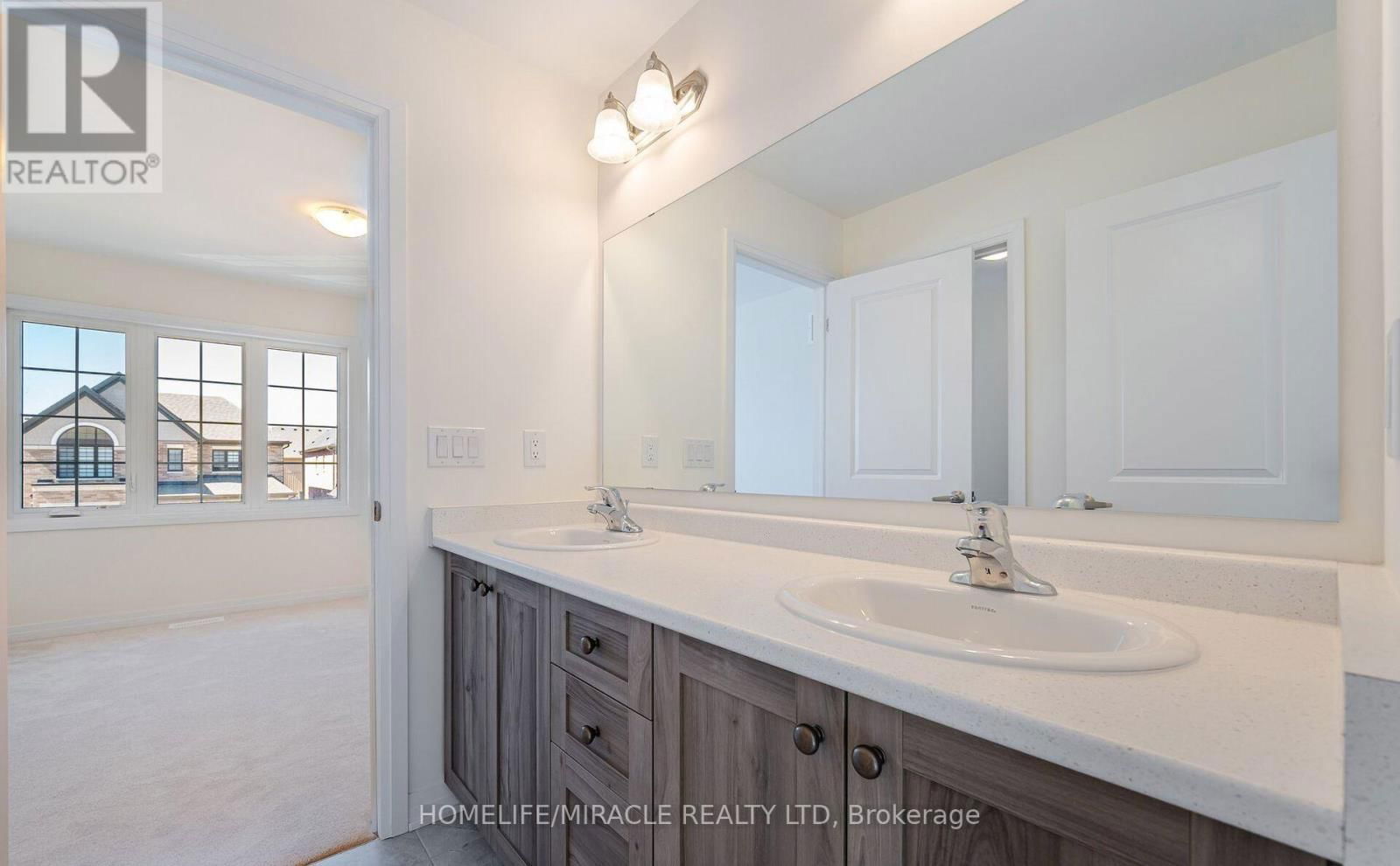 149 DINGMAN STREET Image 38