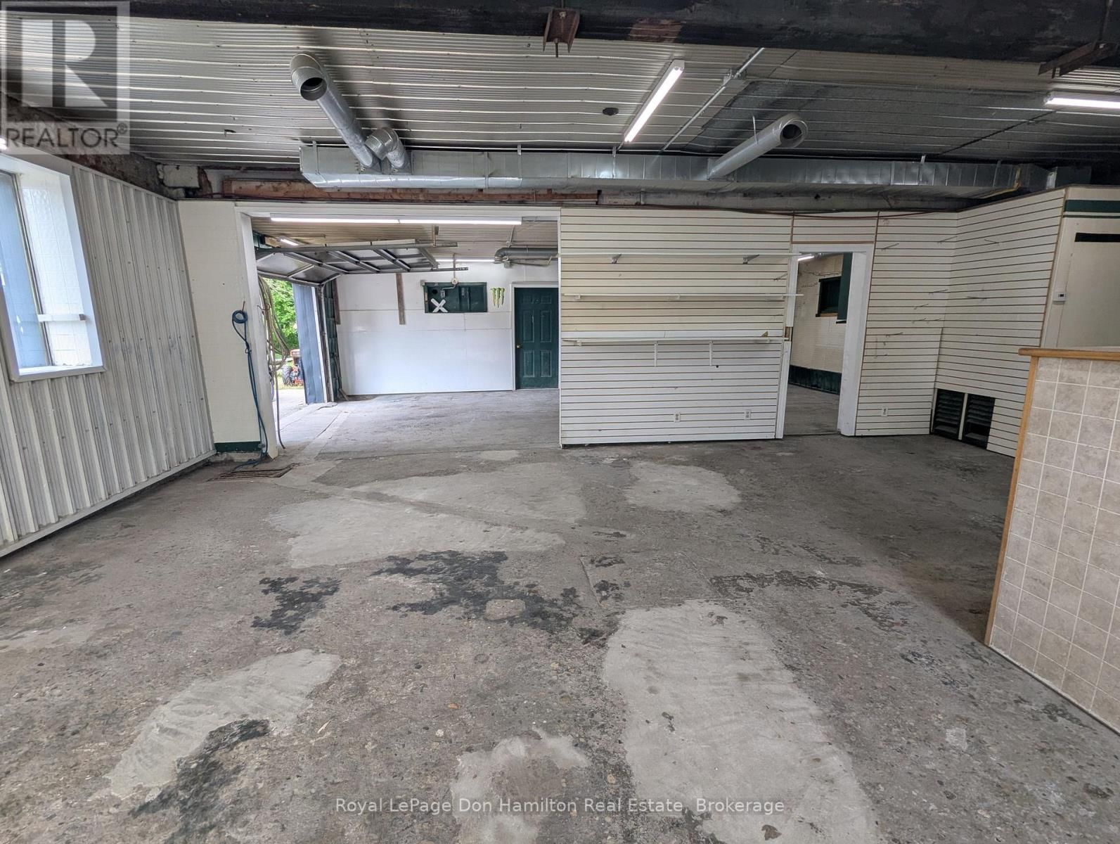 39 MILL STREET Image 12