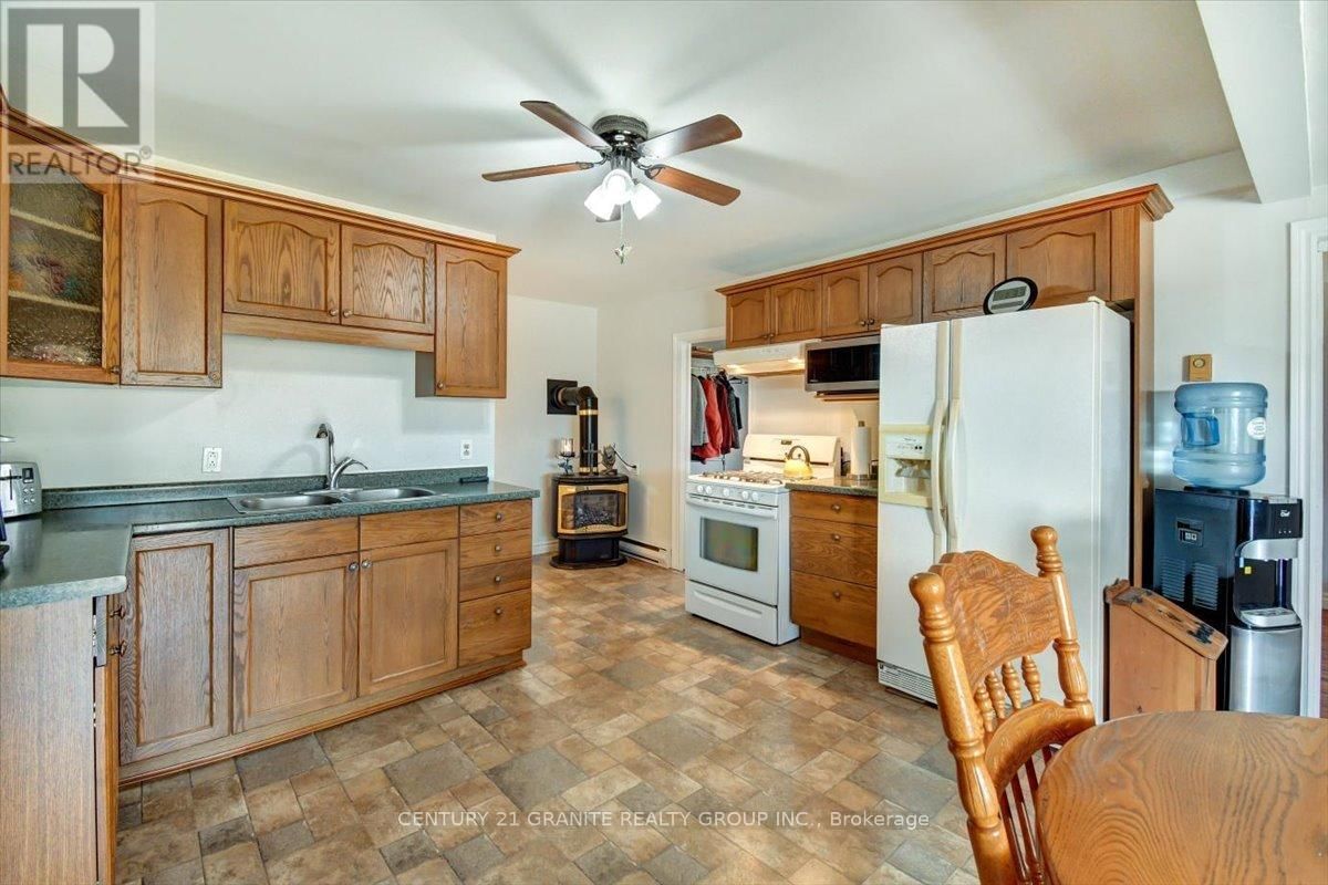 18 PRICE STREET WEST Image 6