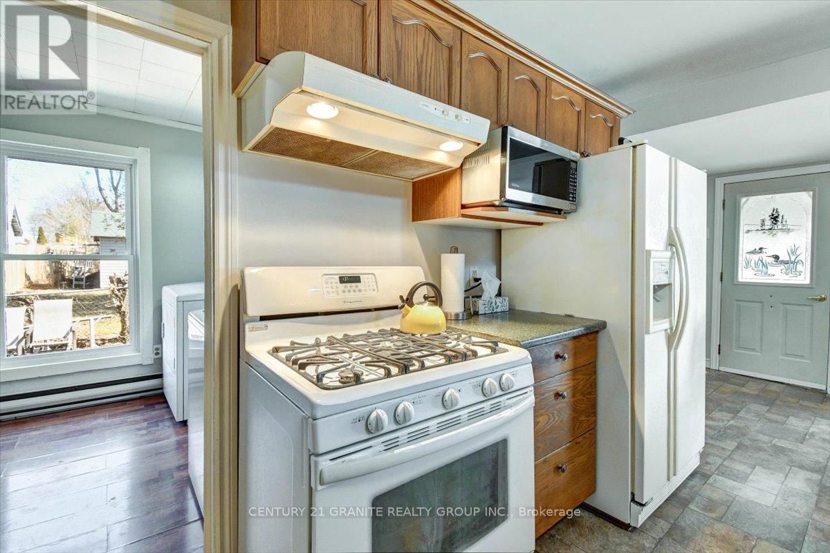 18 PRICE STREET WEST Image 8