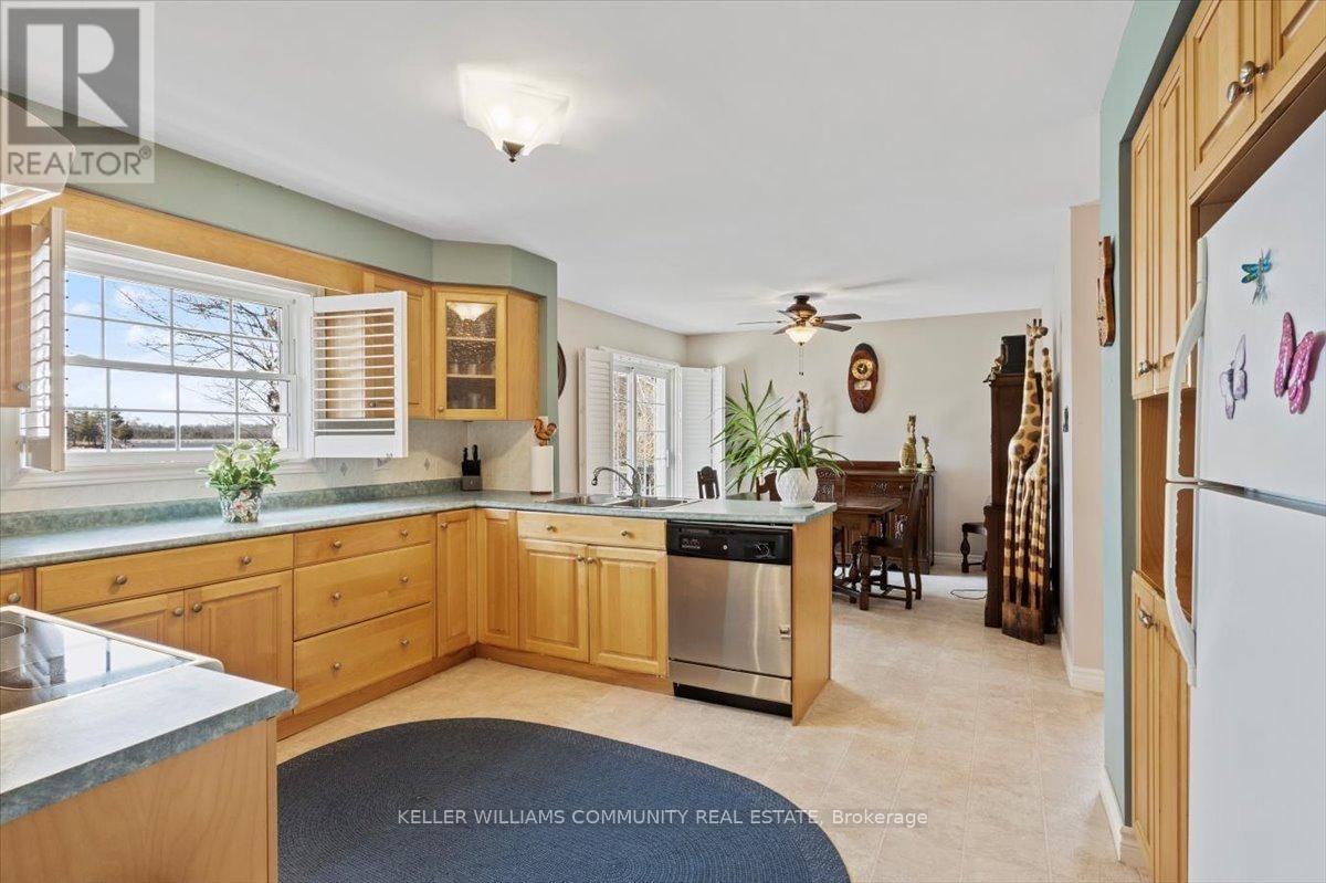 97 KENEDON DRIVE Image 18