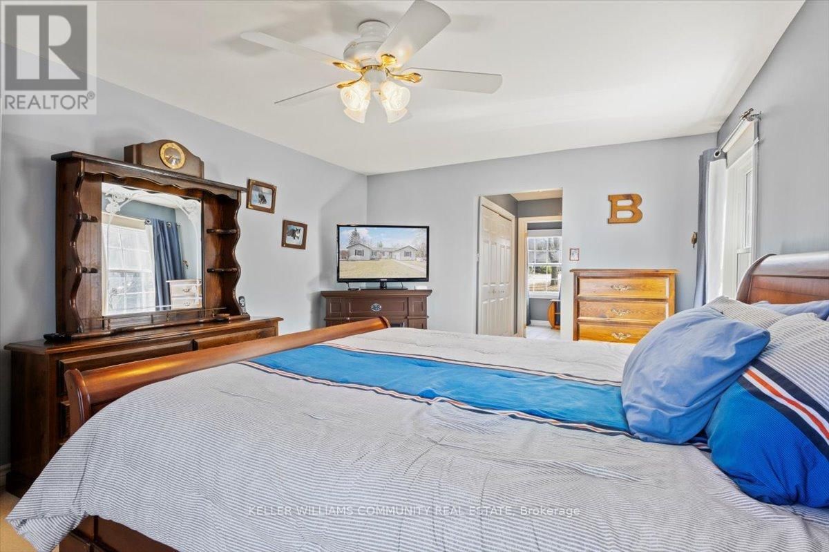 97 KENEDON DRIVE Image 30