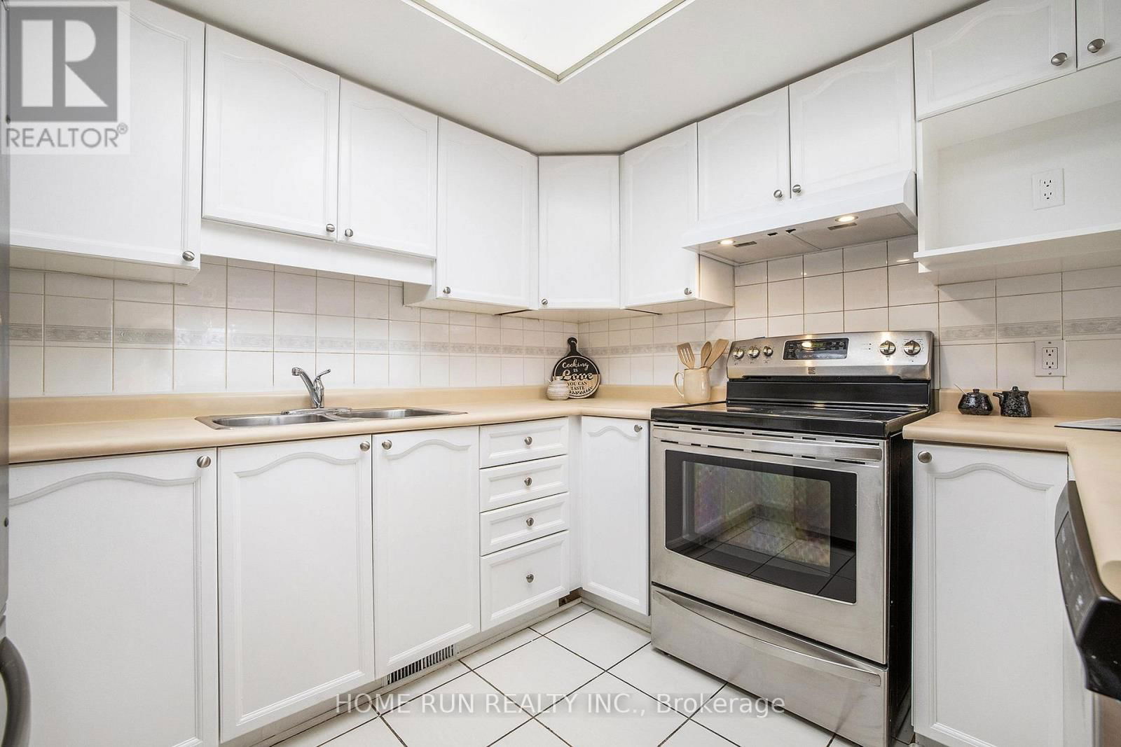 18 HEMMINGWOOD WAY Image 11