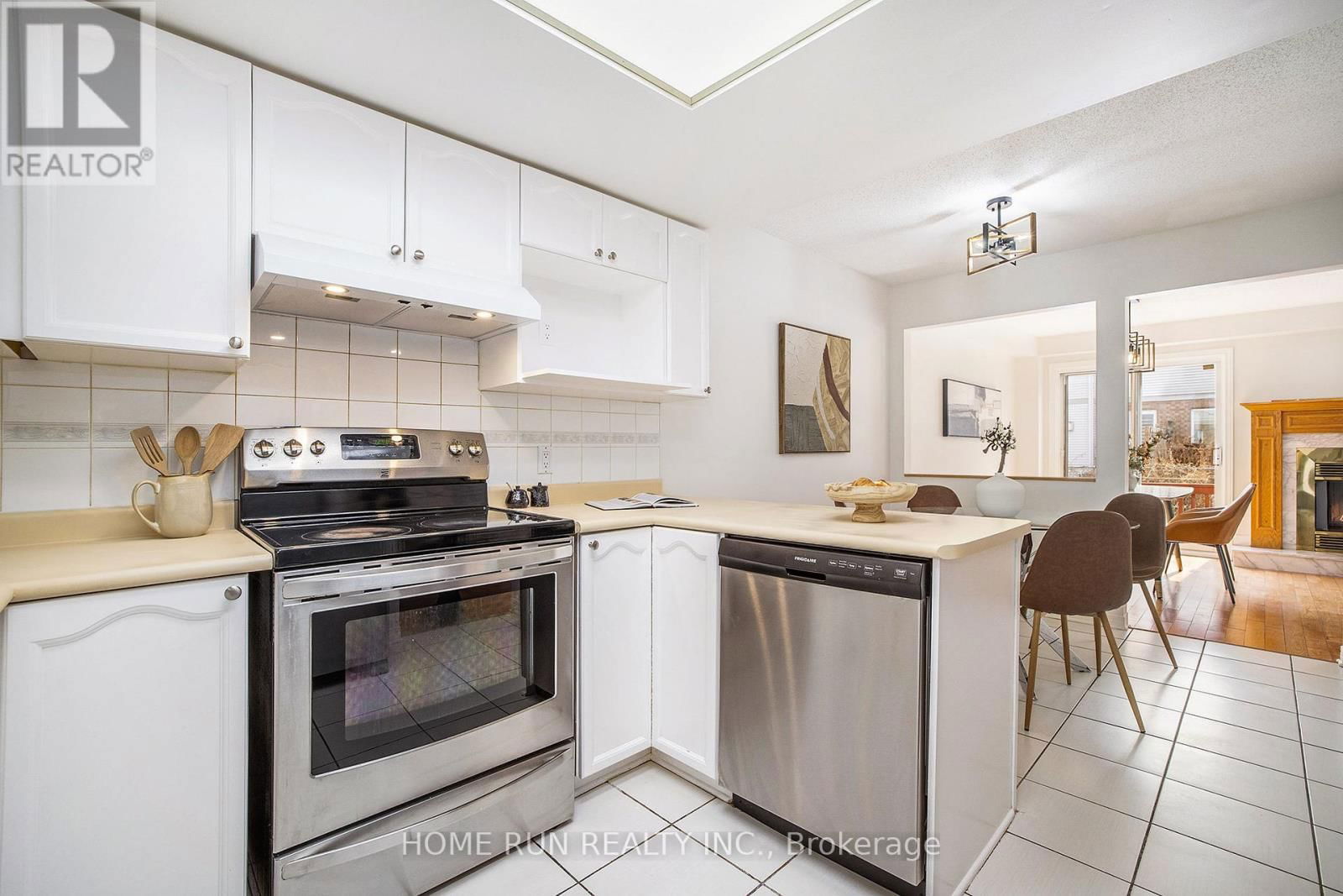 18 HEMMINGWOOD WAY Image 13