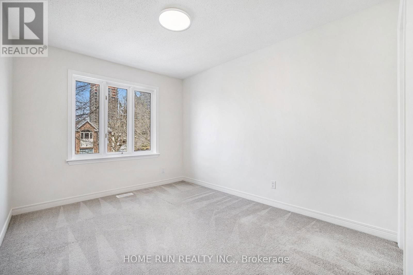 18 HEMMINGWOOD WAY Image 21