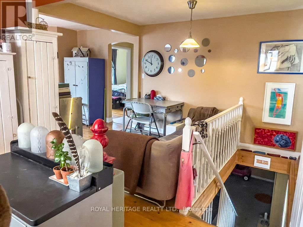 71 WRIGHT AVENUE Image 10