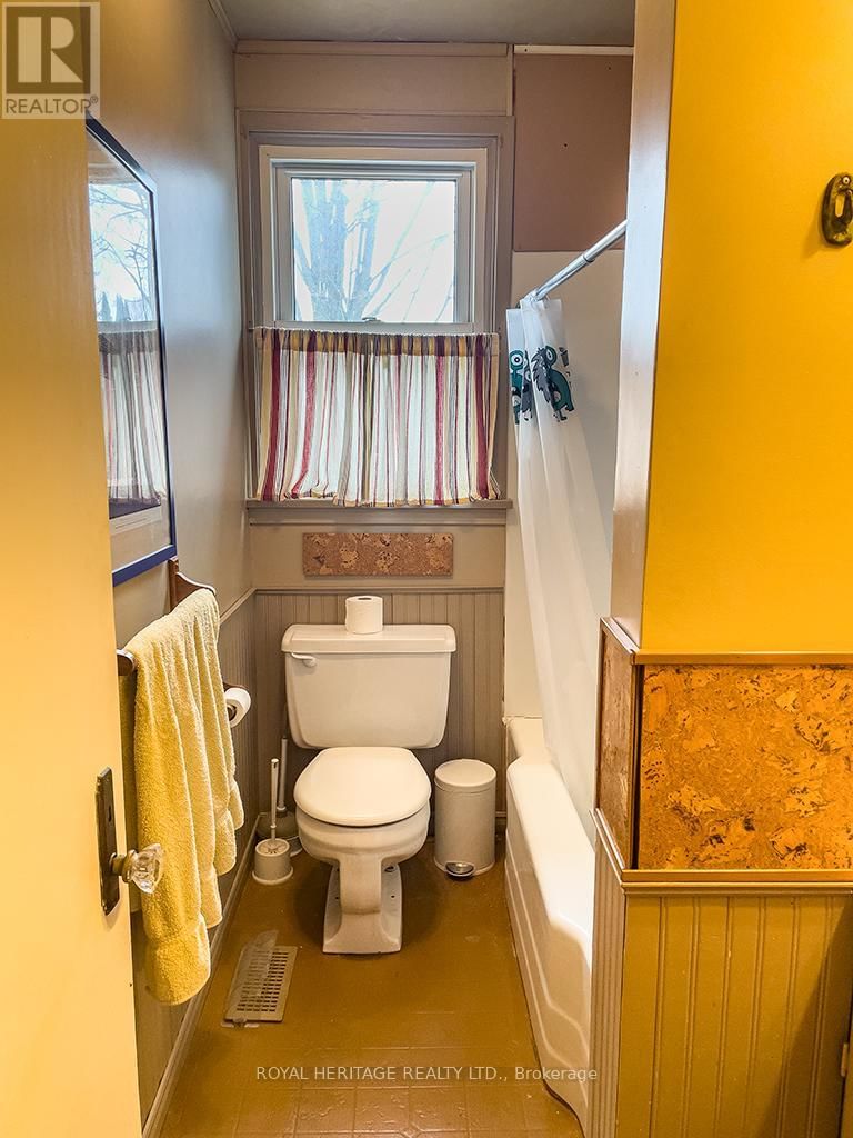71 WRIGHT AVENUE Image 16