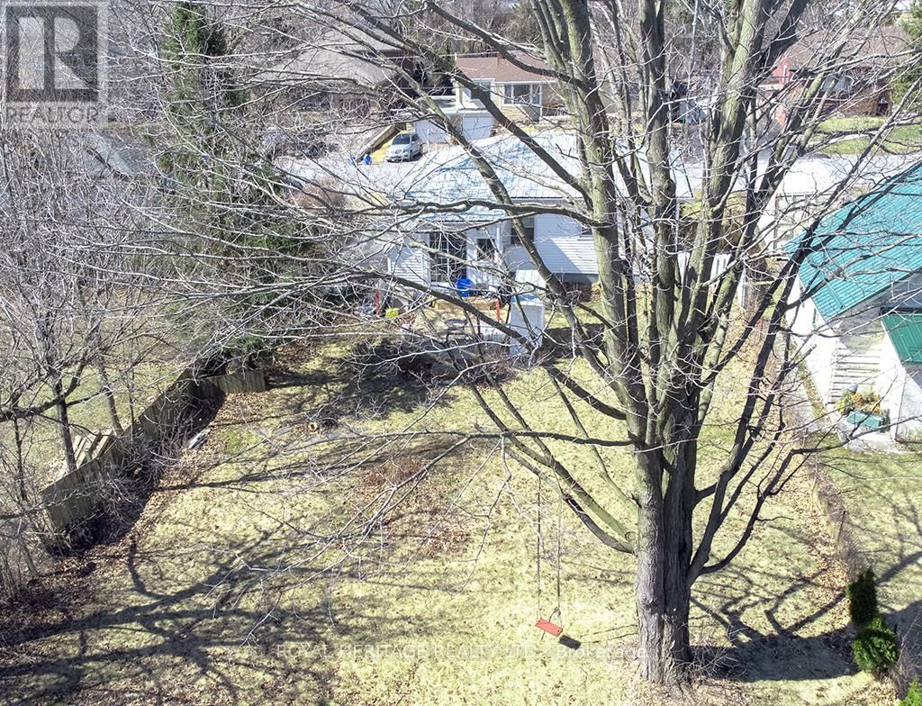 71 WRIGHT AVENUE Image 27