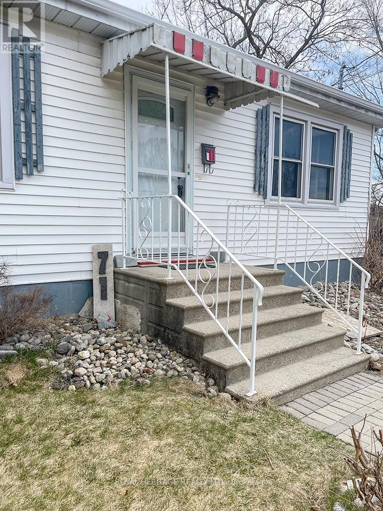 71 WRIGHT AVENUE Image 28