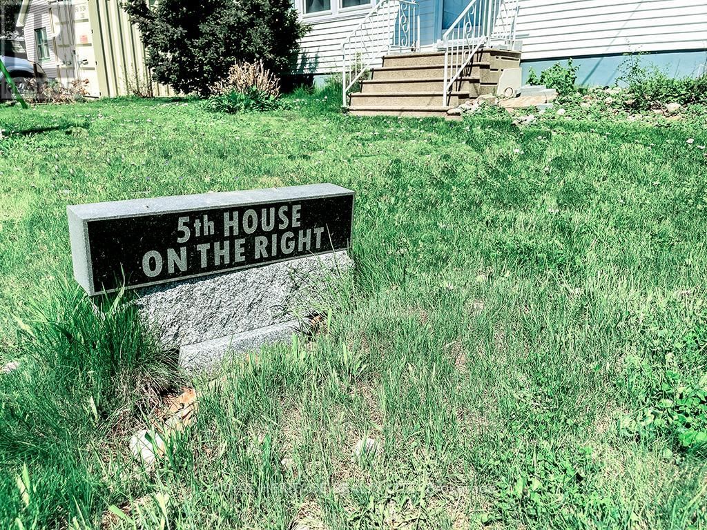 71 WRIGHT AVENUE Image 29