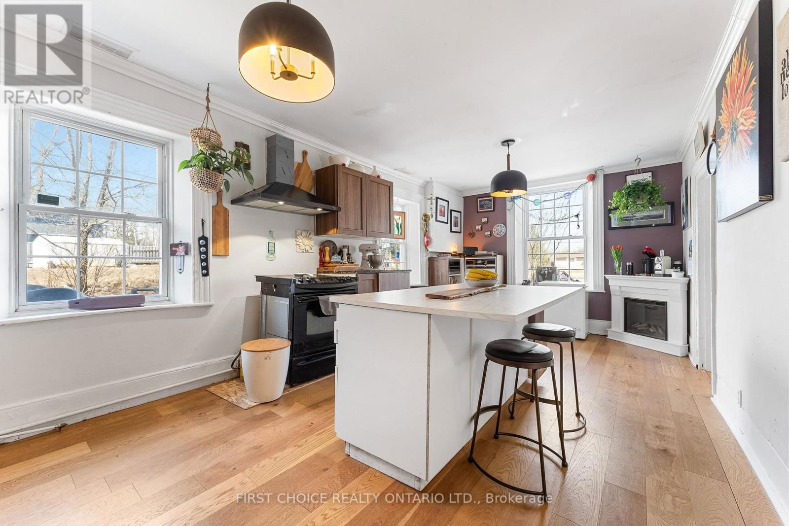 8 CAMPBELL REID COURT Image 10