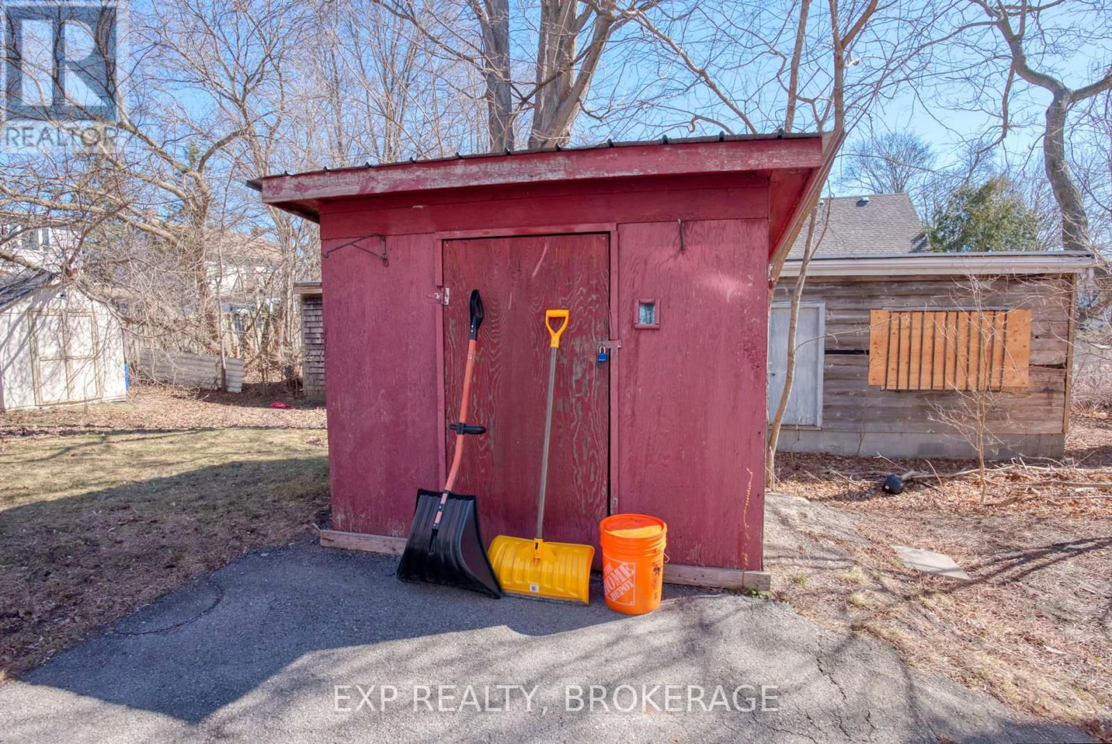 139 LORNE AVENUE Image 4