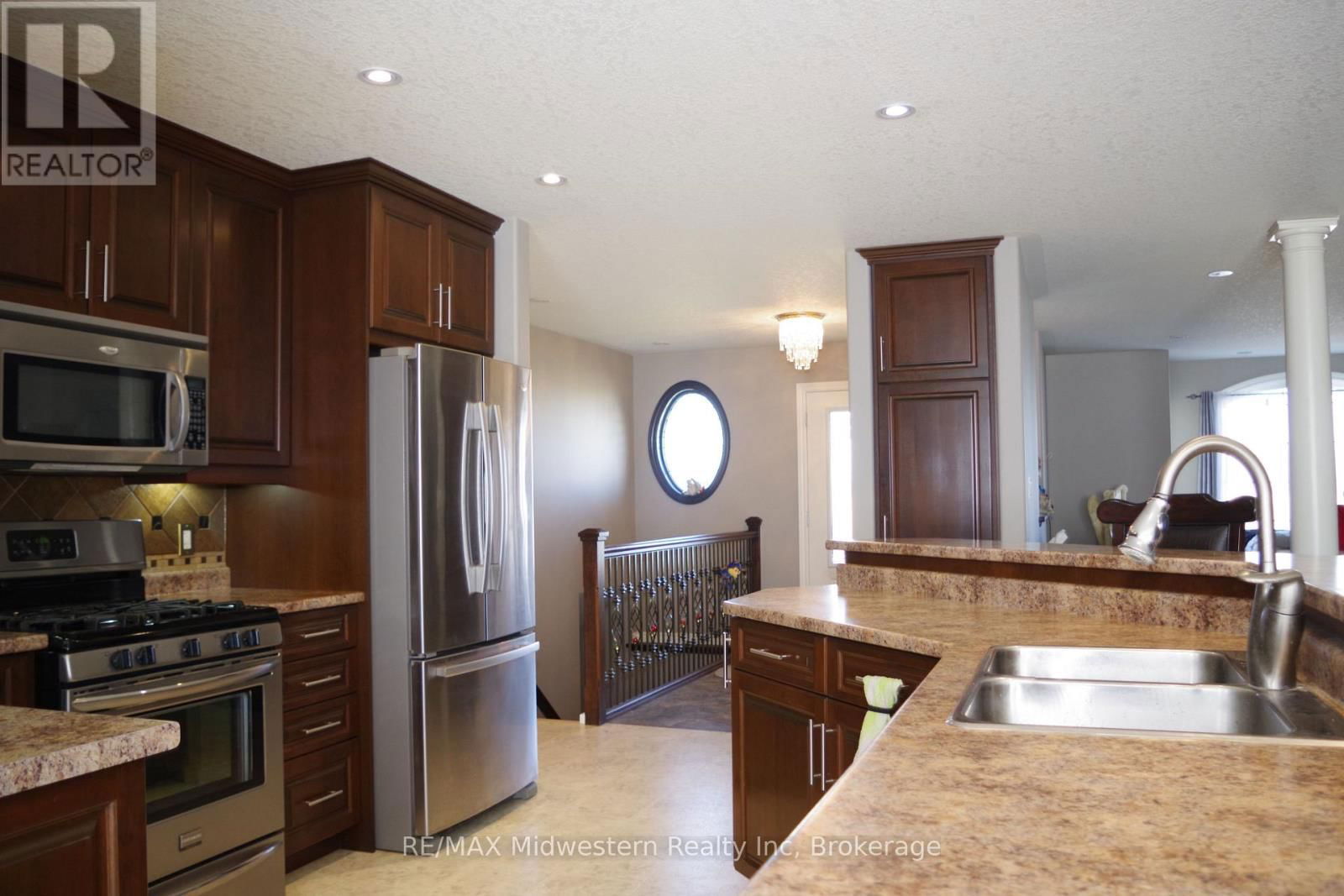 161 BROCK STREET Image 16
