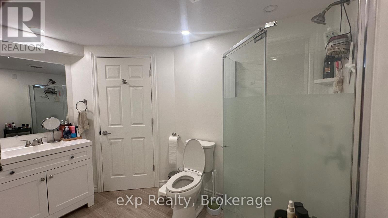 380 SCOTTSDALE DRIVE Image 6