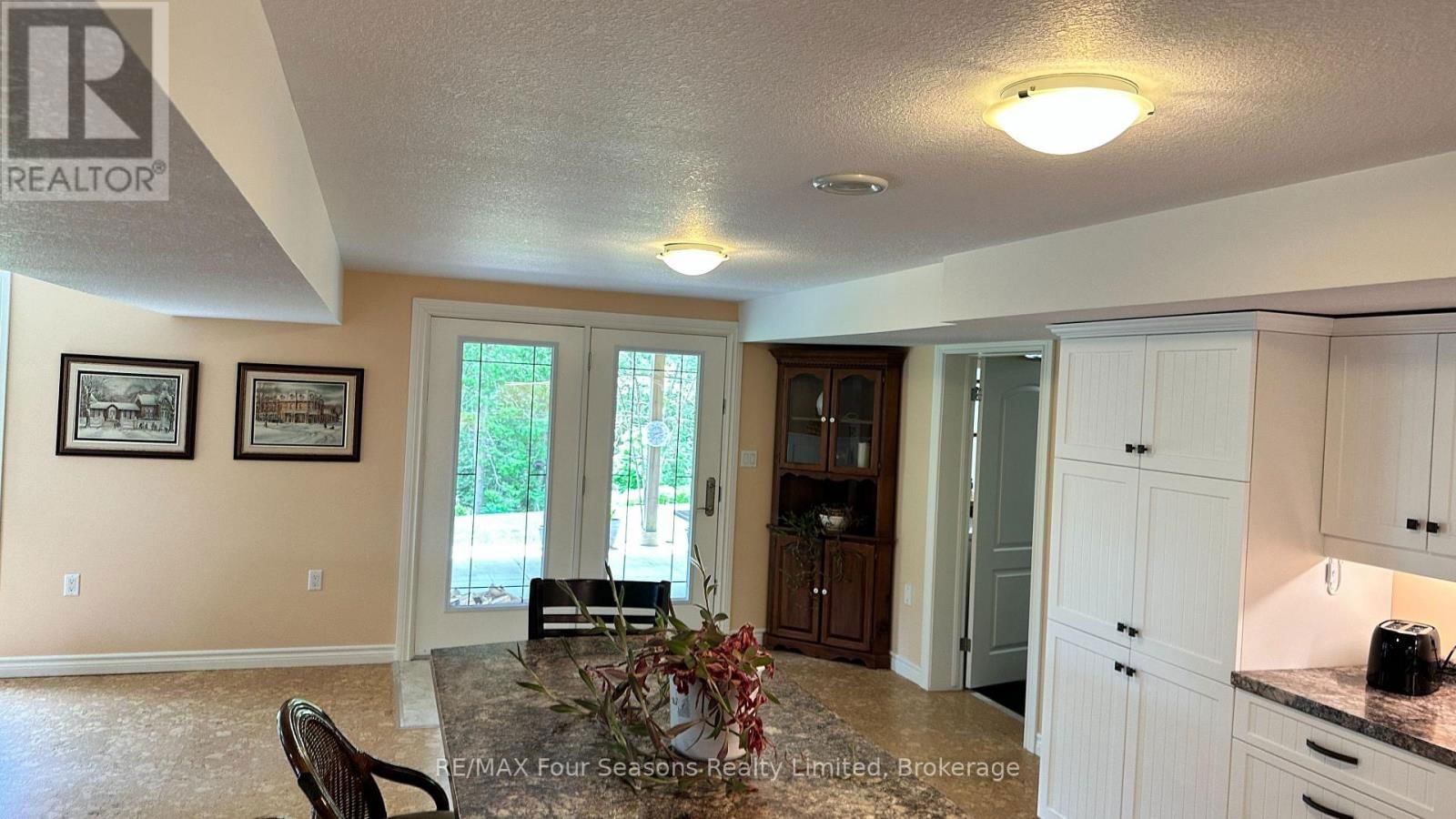 229 S RANKIN STREET Image 32