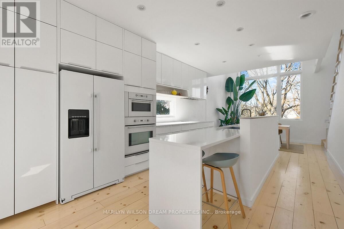 67 PINHEY STREET Image 13