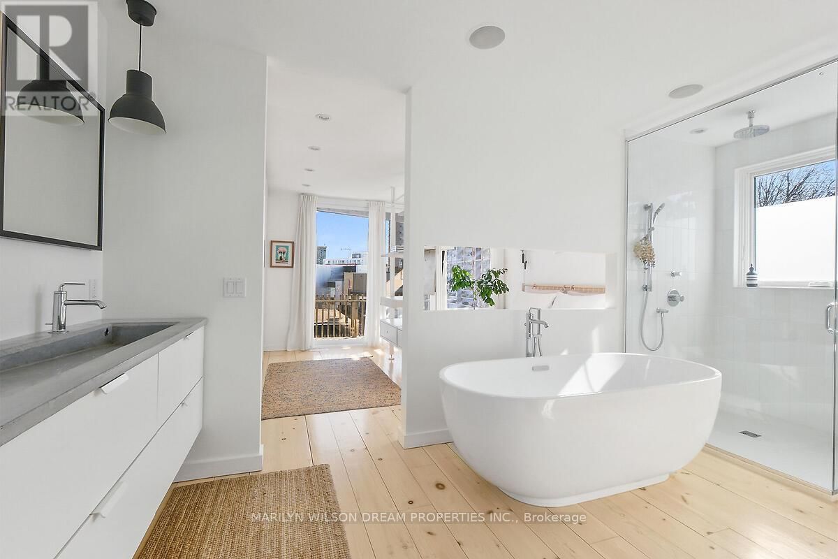 67 PINHEY STREET Image 20