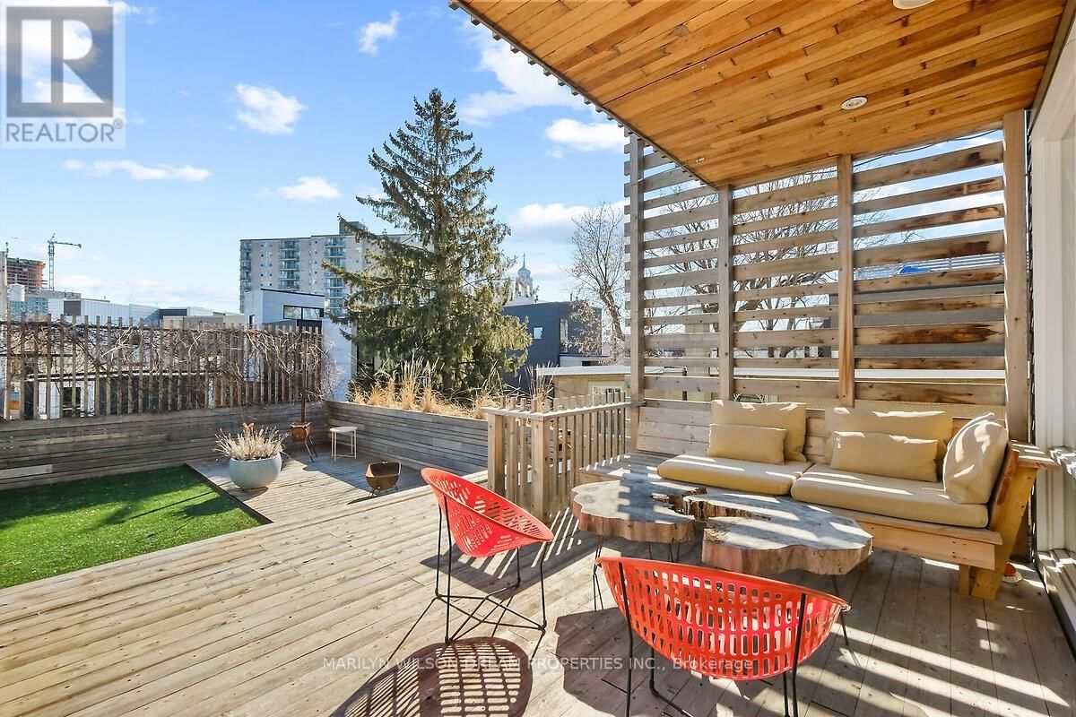 67 PINHEY STREET Image 27