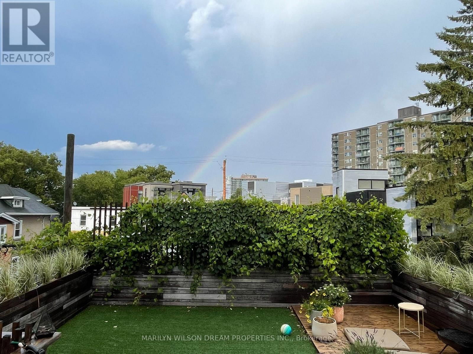 67 PINHEY STREET Image 30