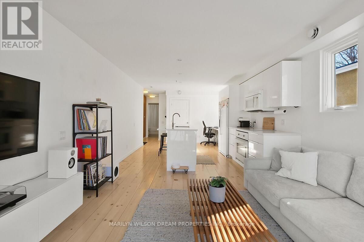 67 PINHEY STREET Image 35