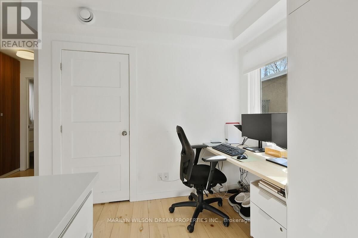 67 PINHEY STREET Image 37