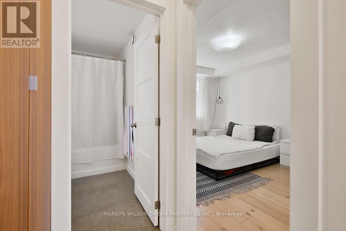 67 PINHEY STREET Image 38