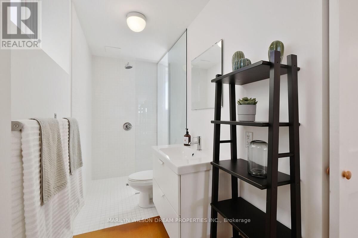 67 PINHEY STREET Image 47