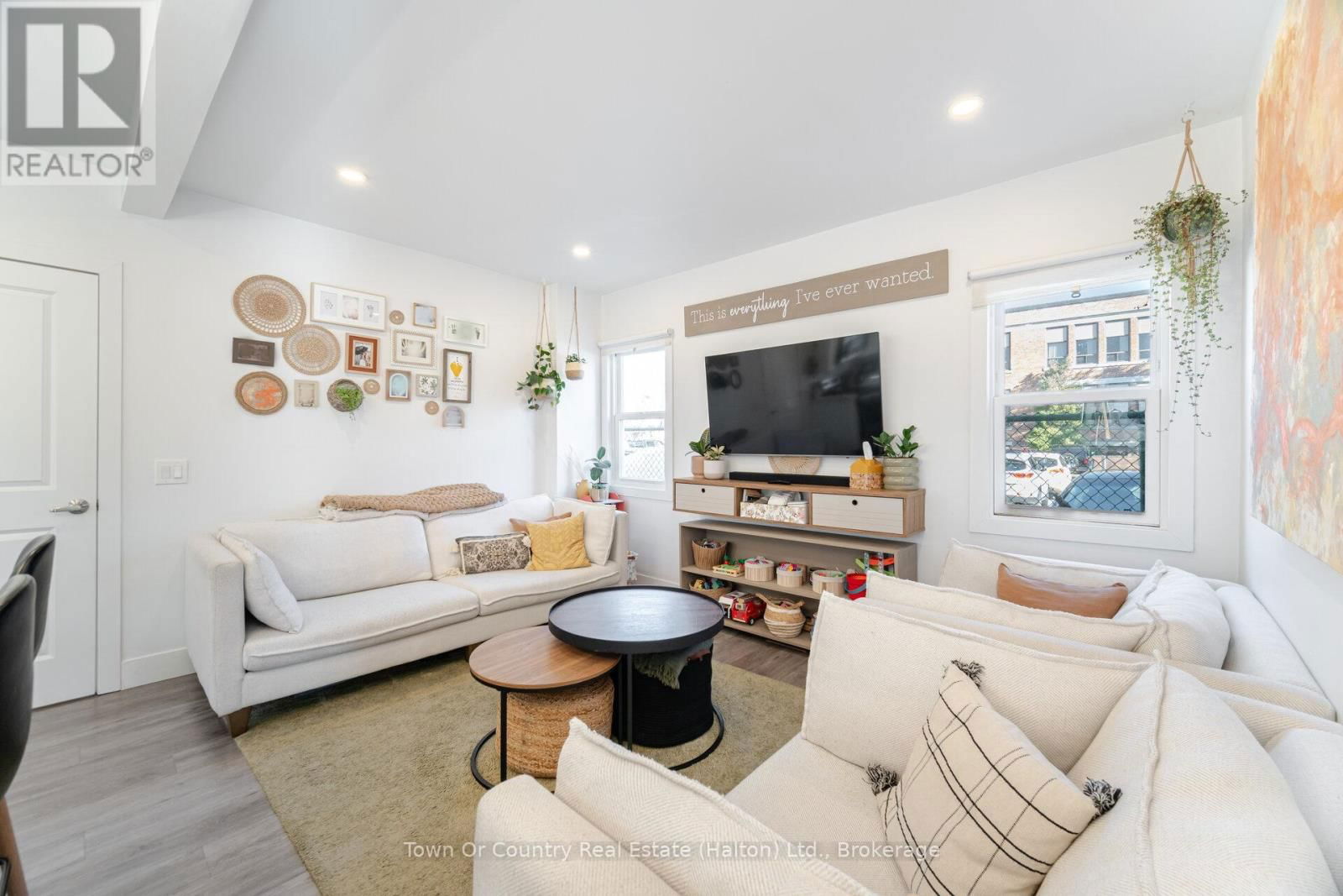 23 PRINCE STREET Image 14