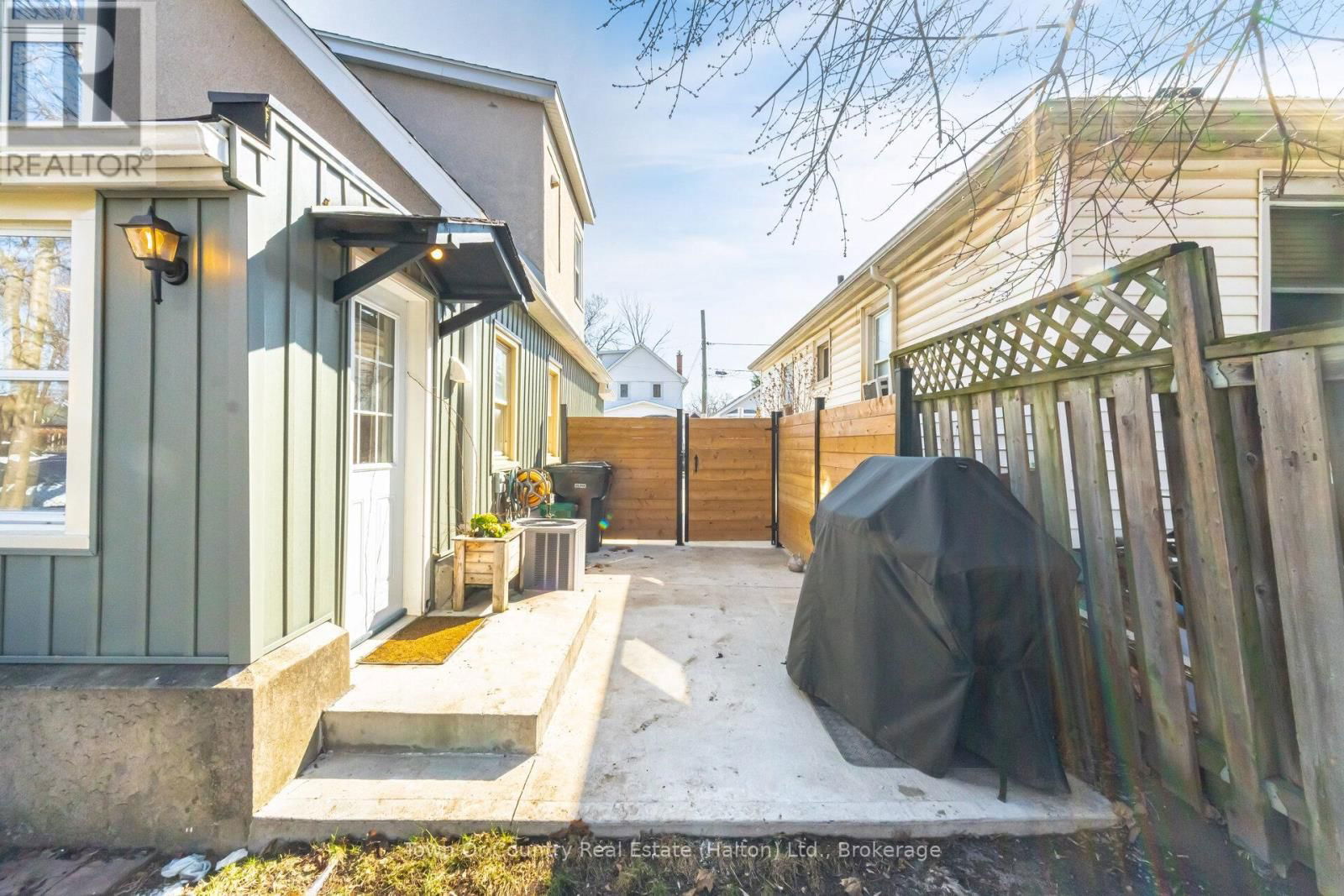23 PRINCE STREET Image 33