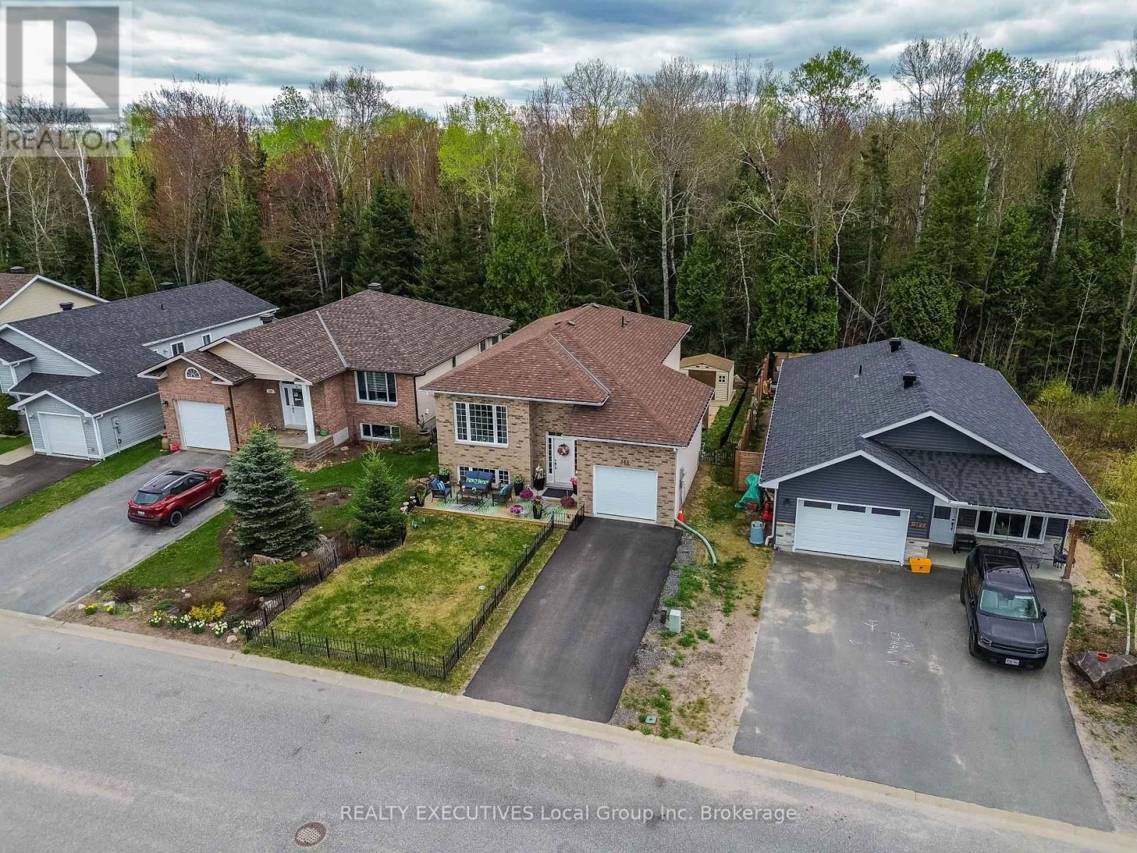 325 THELMA AVENUE Image 2