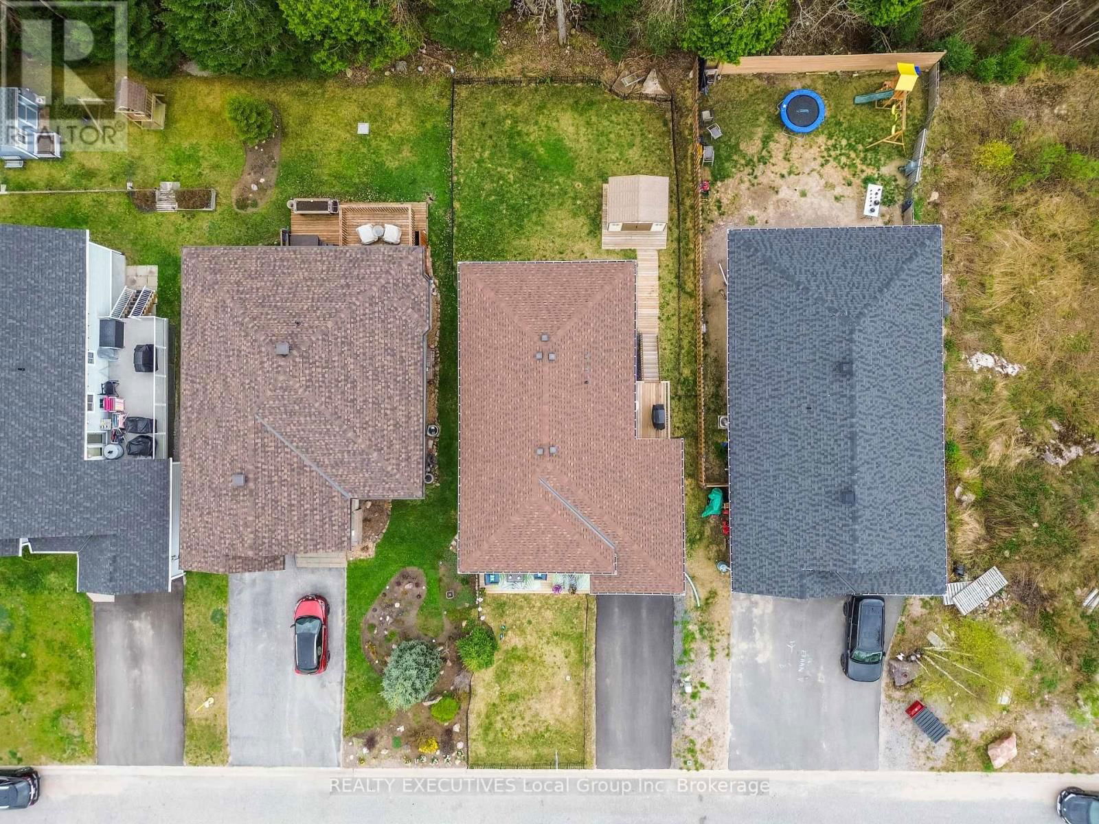 325 THELMA AVENUE Image 3