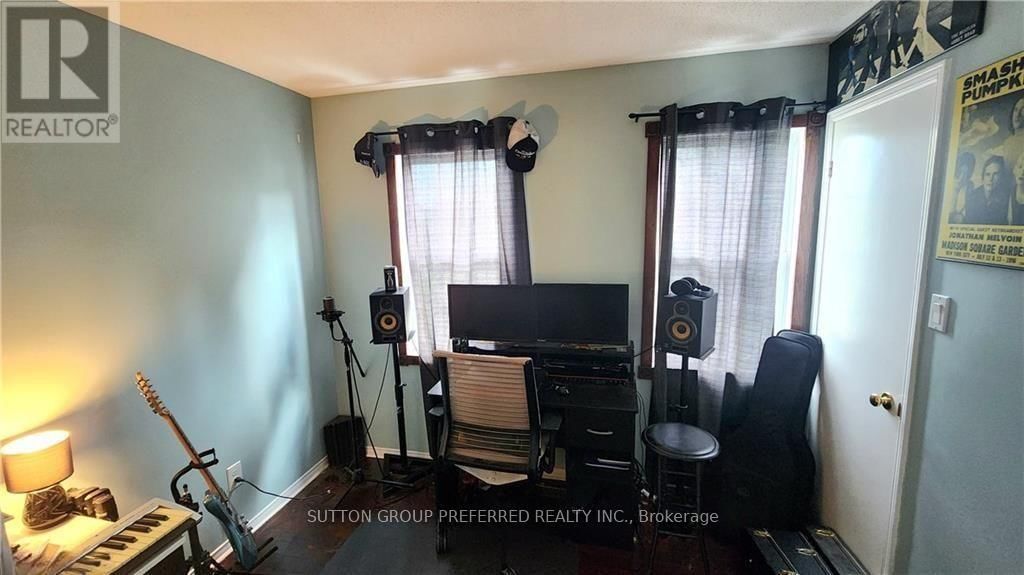 48 ANDERSON STREET Image 14