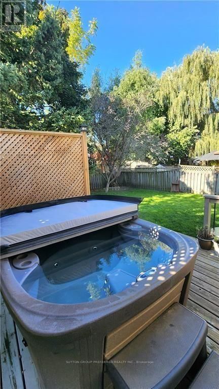 48 ANDERSON STREET Image 27