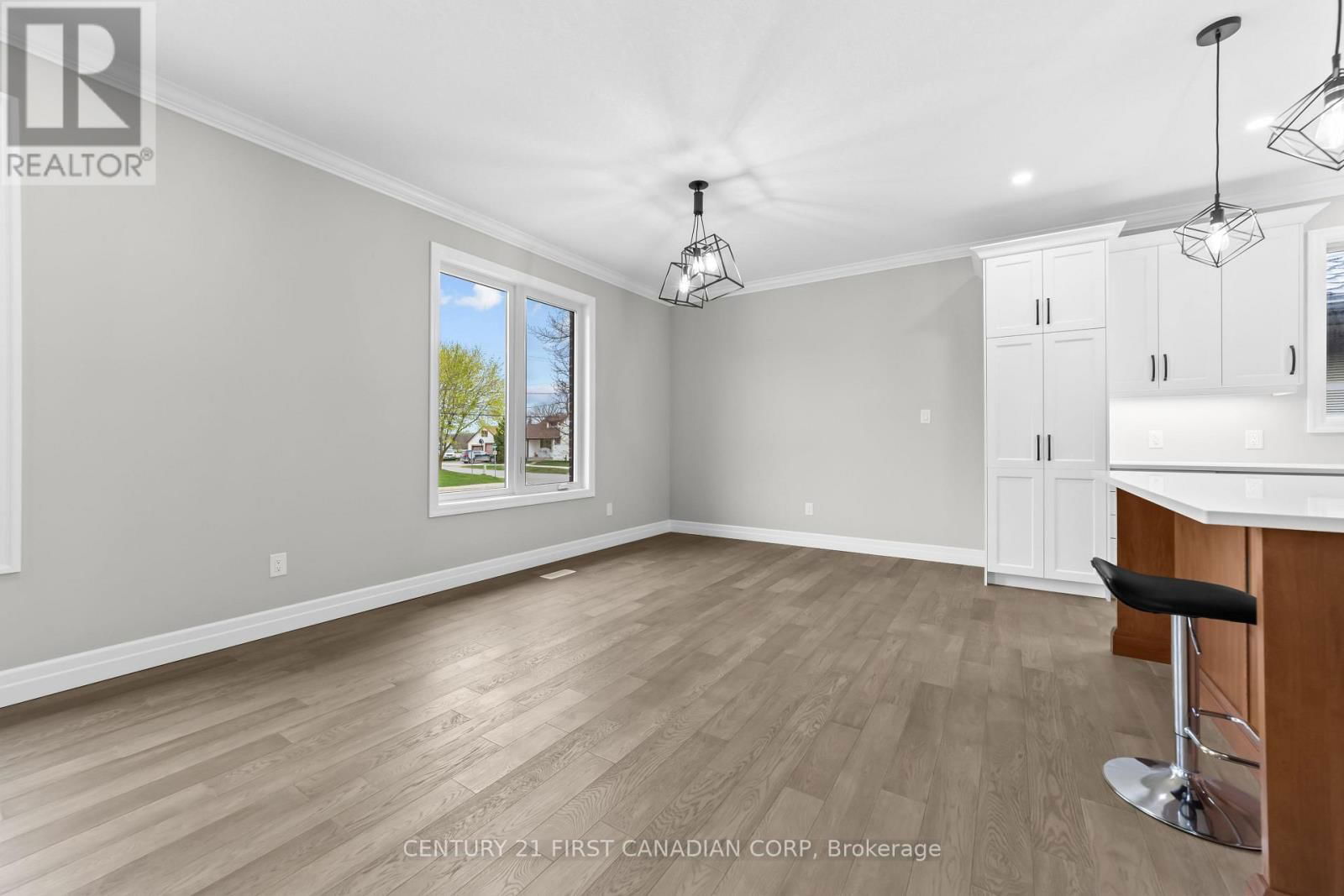 134 KING STREET Image 24