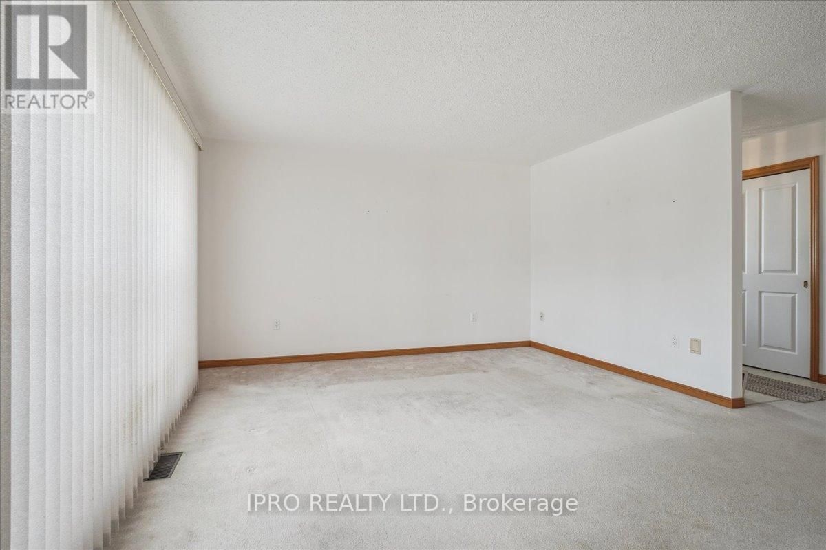 36 WHITE BARK WAY Image 11