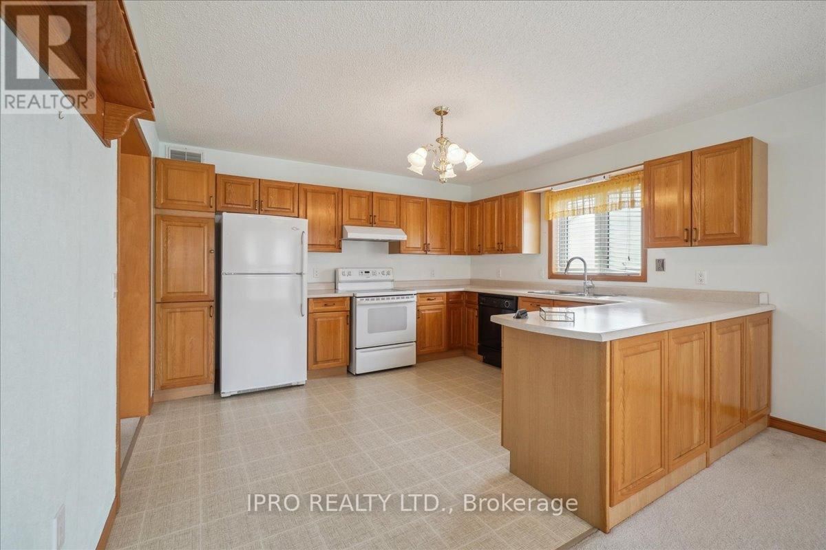 36 WHITE BARK WAY Image 17