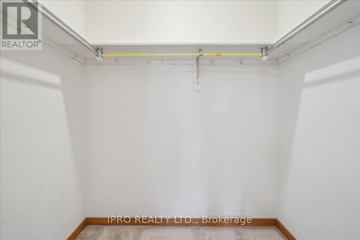 36 WHITE BARK WAY Image 24