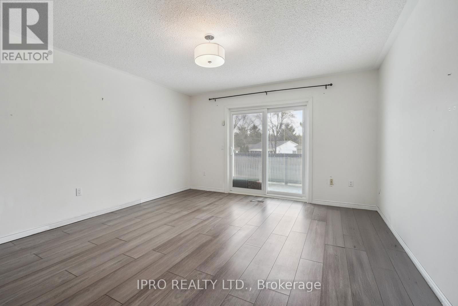 36 WHITE BARK WAY Image 31