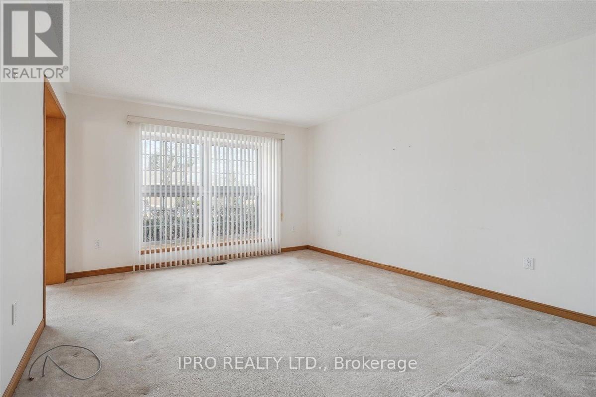 36 WHITE BARK WAY Image 8