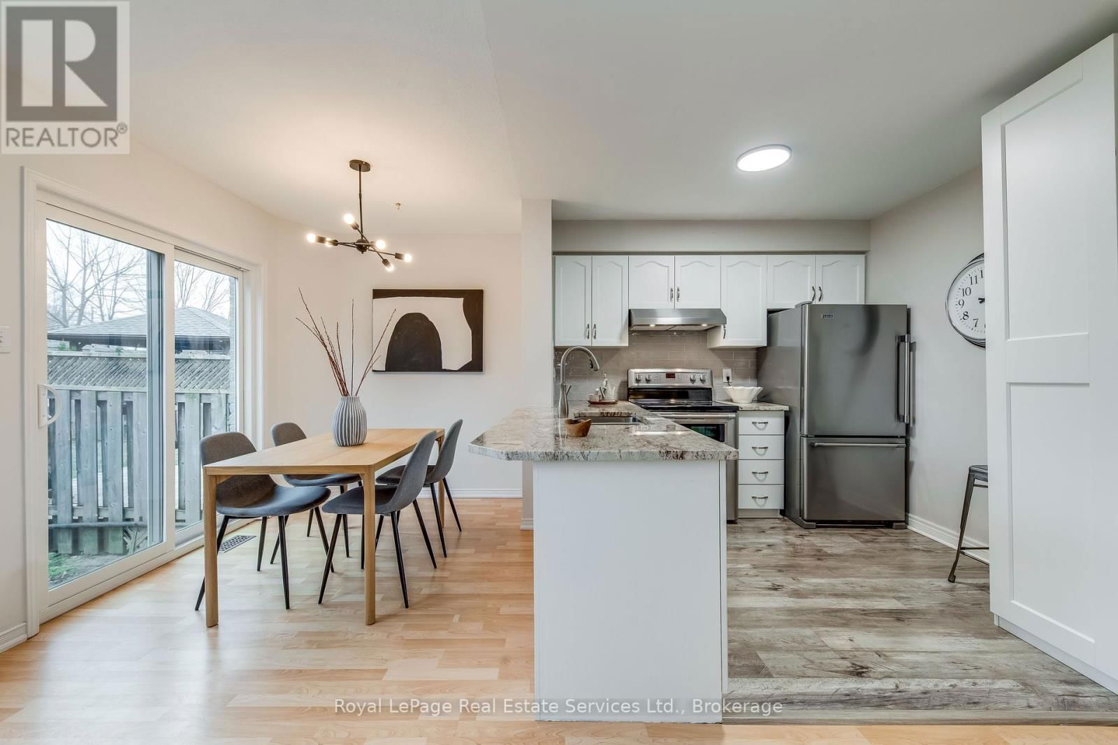 39 FOXBOROUGH DRIVE Image 11
