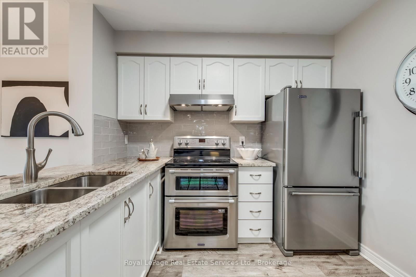 39 FOXBOROUGH DRIVE Image 14