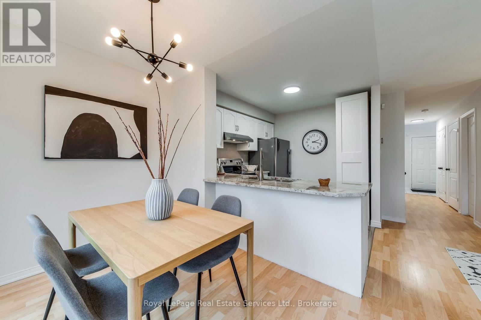 39 FOXBOROUGH DRIVE Image 18