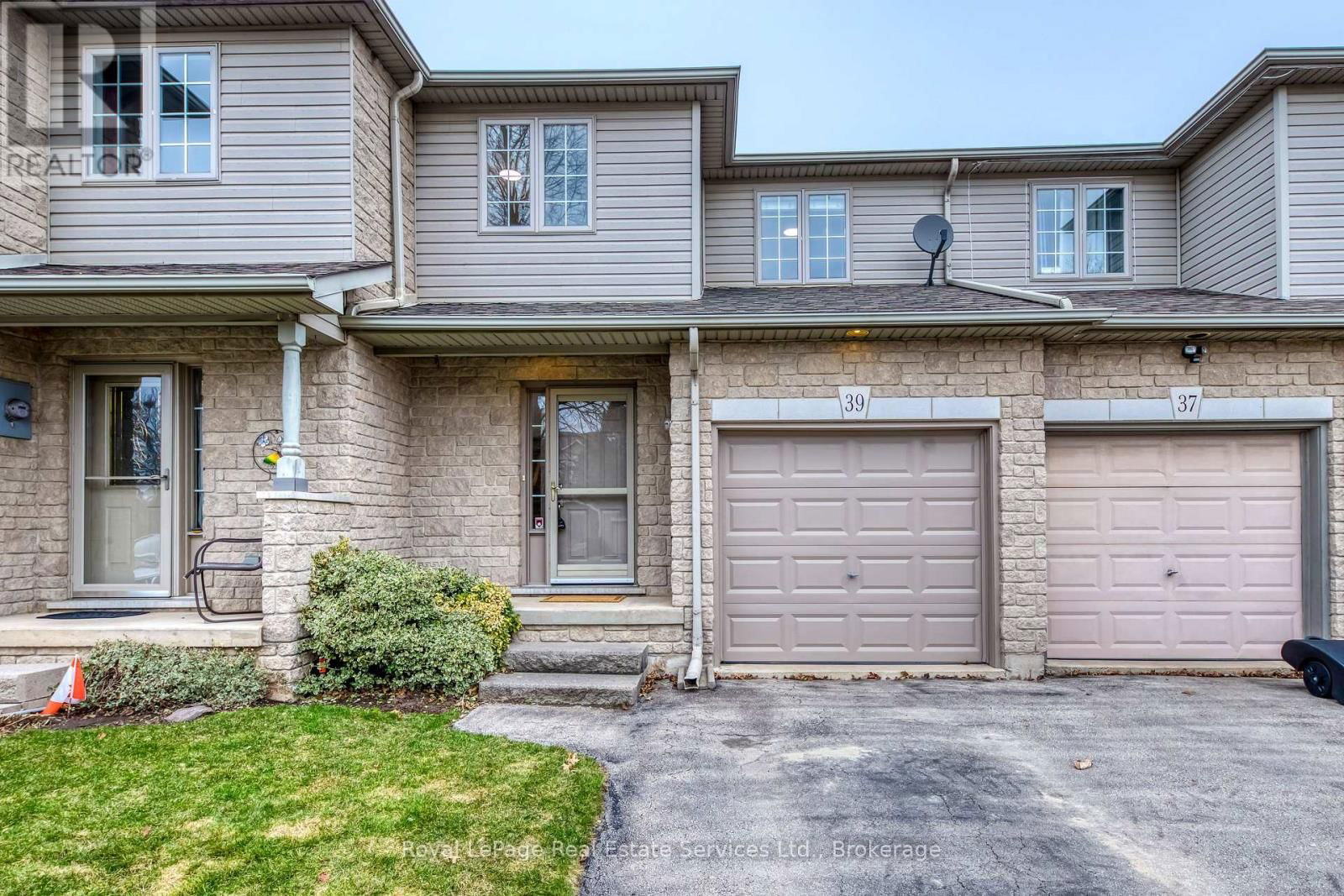 39 FOXBOROUGH DRIVE Image 2