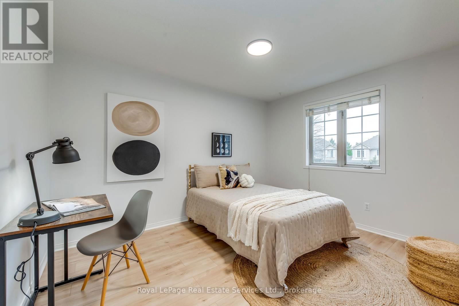 39 FOXBOROUGH DRIVE Image 26