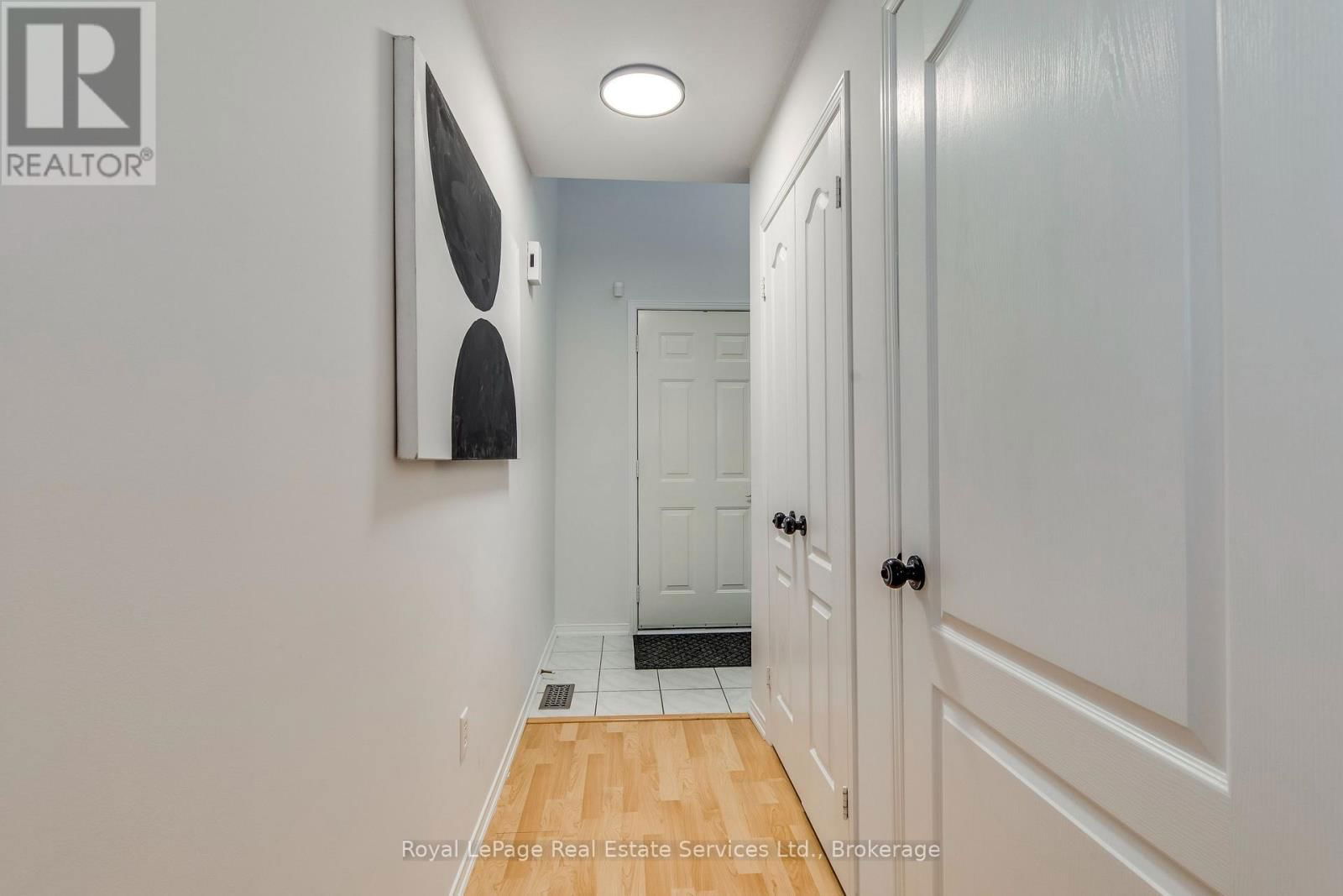 39 FOXBOROUGH DRIVE Image 4