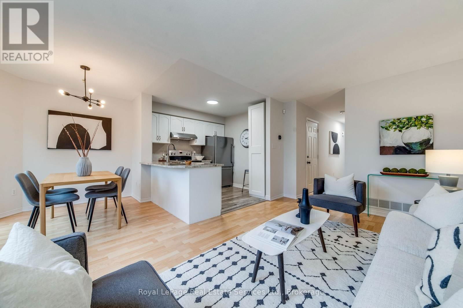 39 FOXBOROUGH DRIVE Image 8