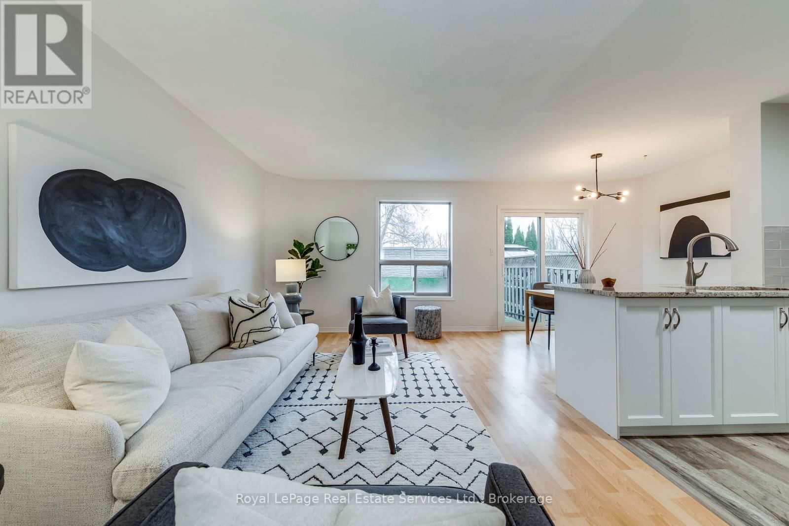 39 FOXBOROUGH DRIVE Image 9