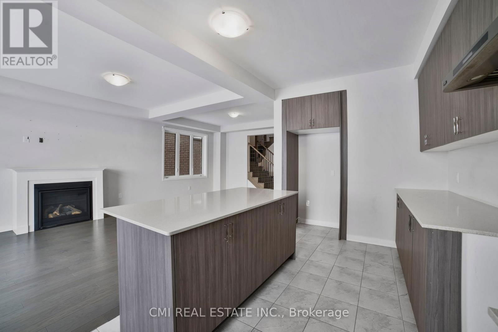 177 LESLIE DAVIS STREET Image 12
