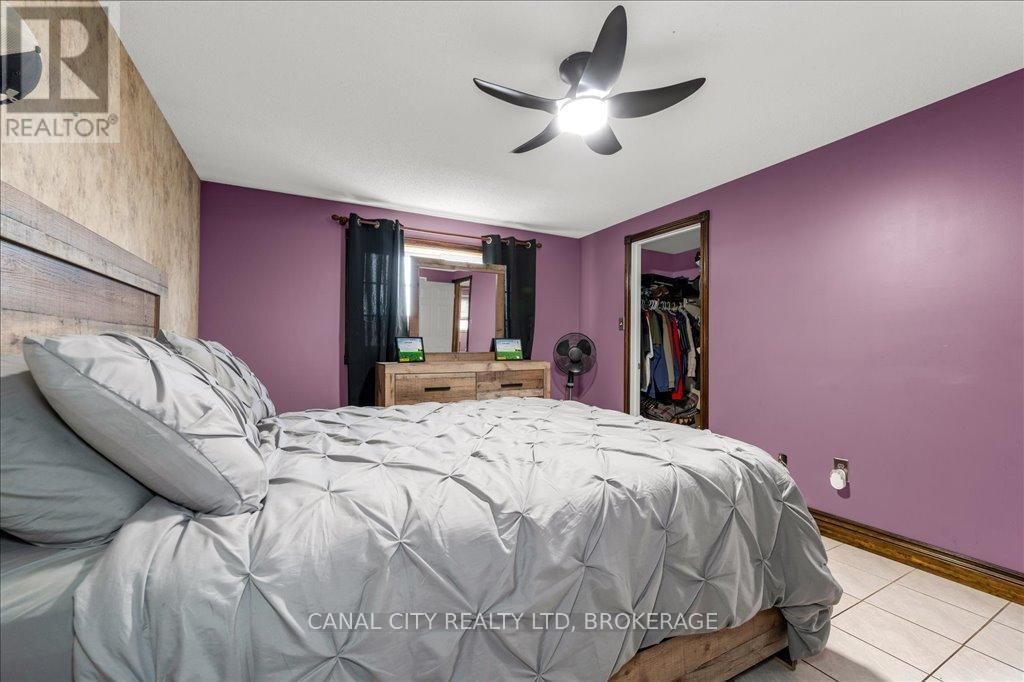 20 CAPRI STREET Image 15
